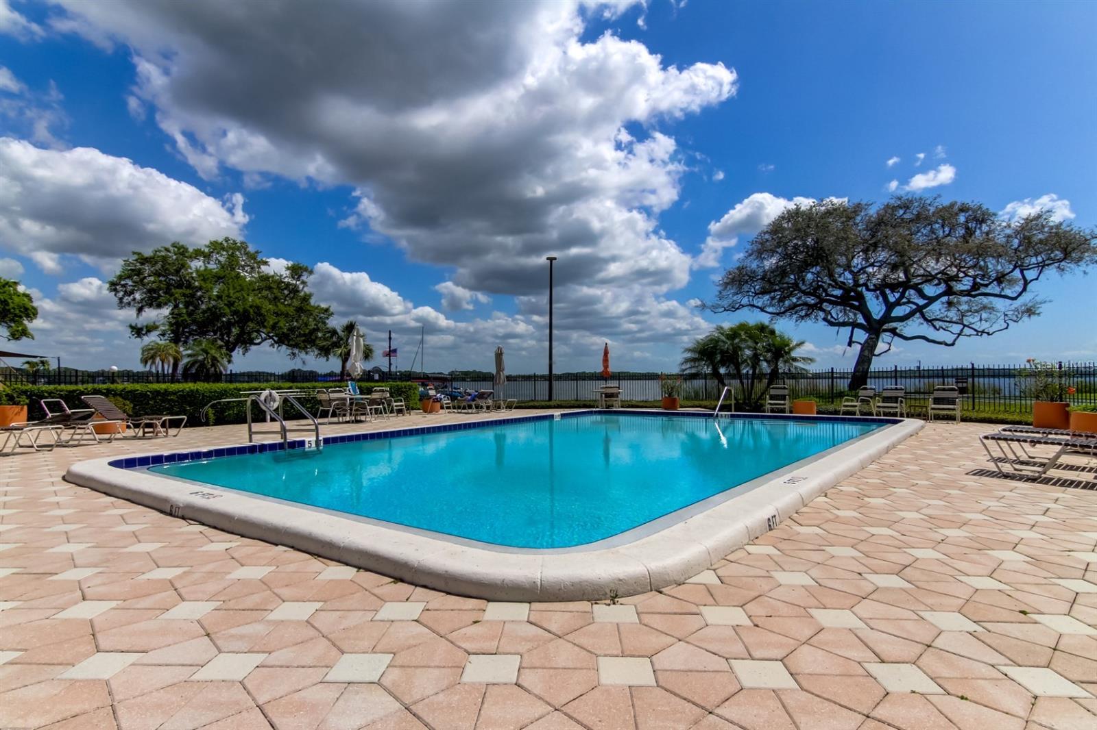 LAKE TARPON SAIL & TENNIS CLUB - Residential Lease