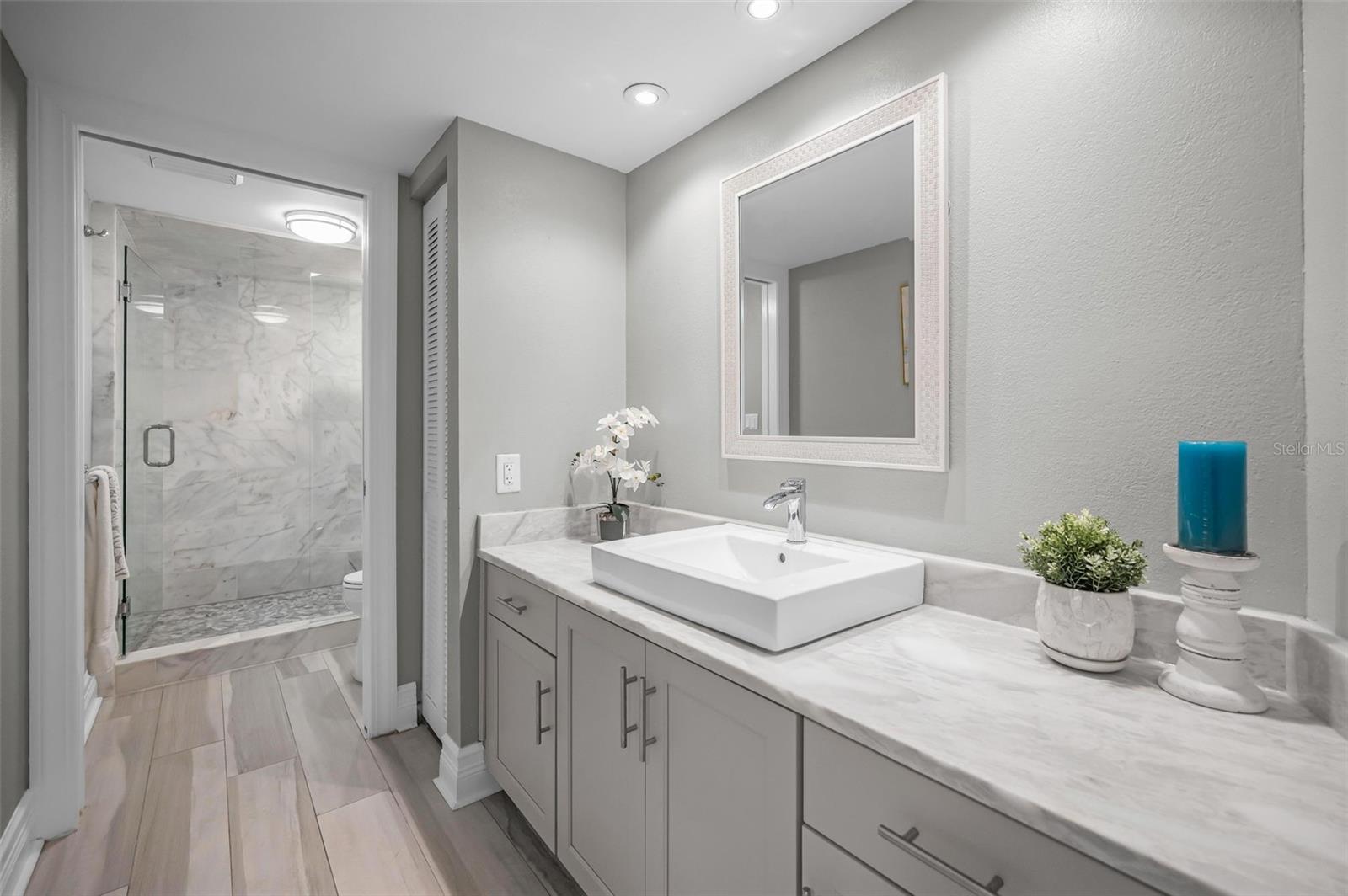 DANS ISLAND ON SAND KEY CONDO - Residential