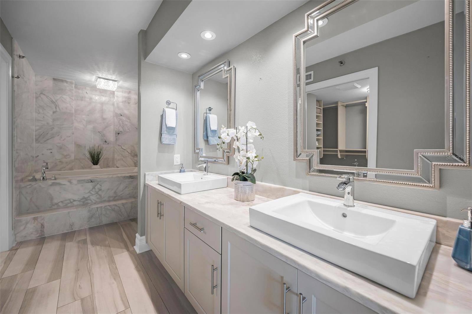 DANS ISLAND ON SAND KEY CONDO - Residential