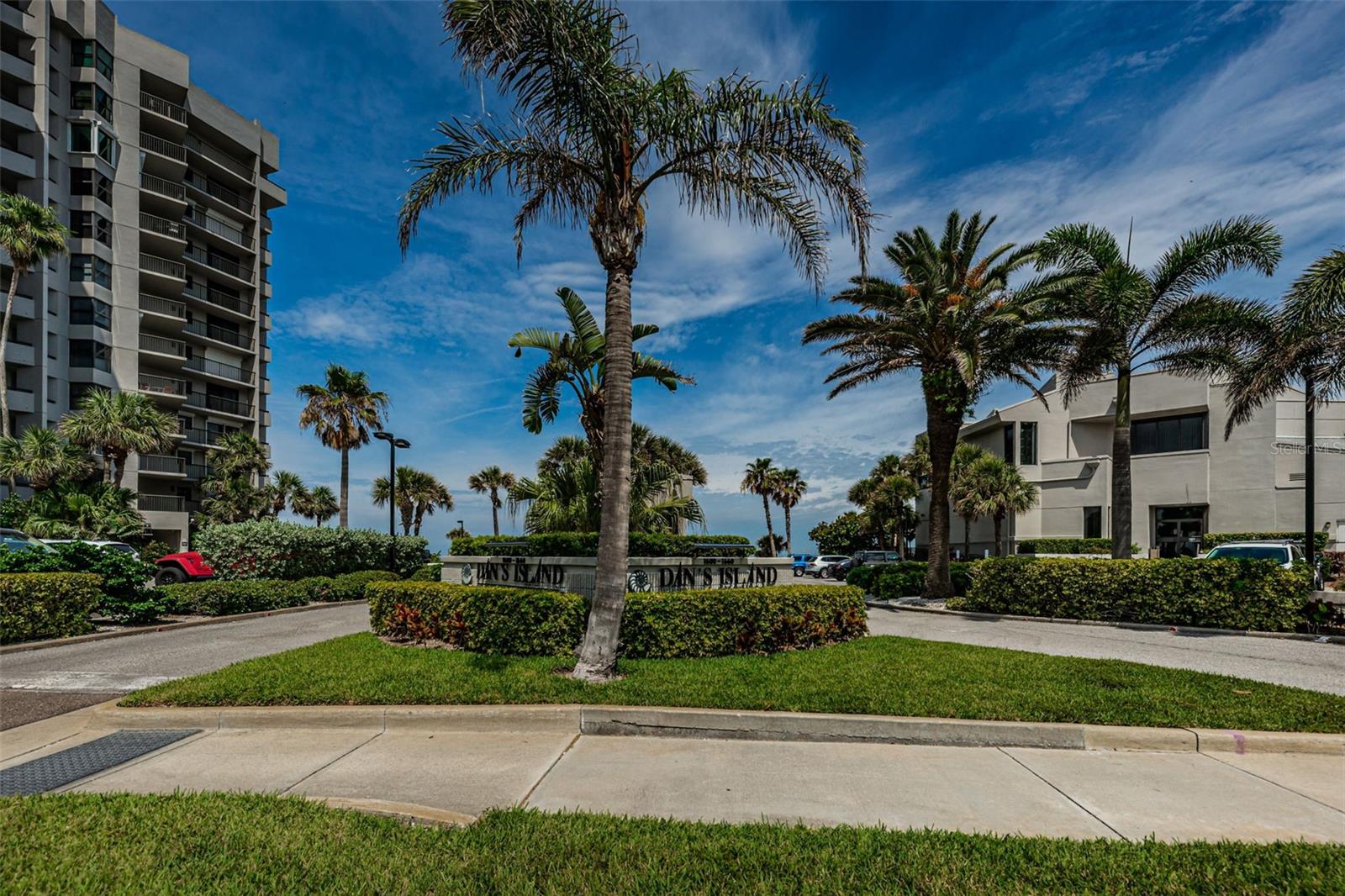 DANS ISLAND ON SAND KEY CONDO - Residential