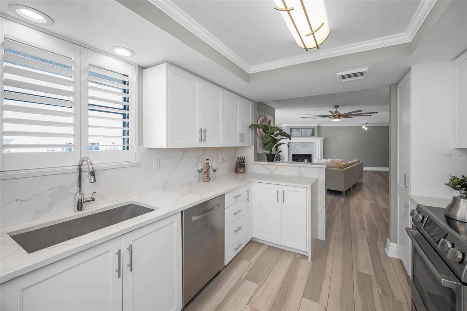 DANS ISLAND ON SAND KEY CONDO - Residential