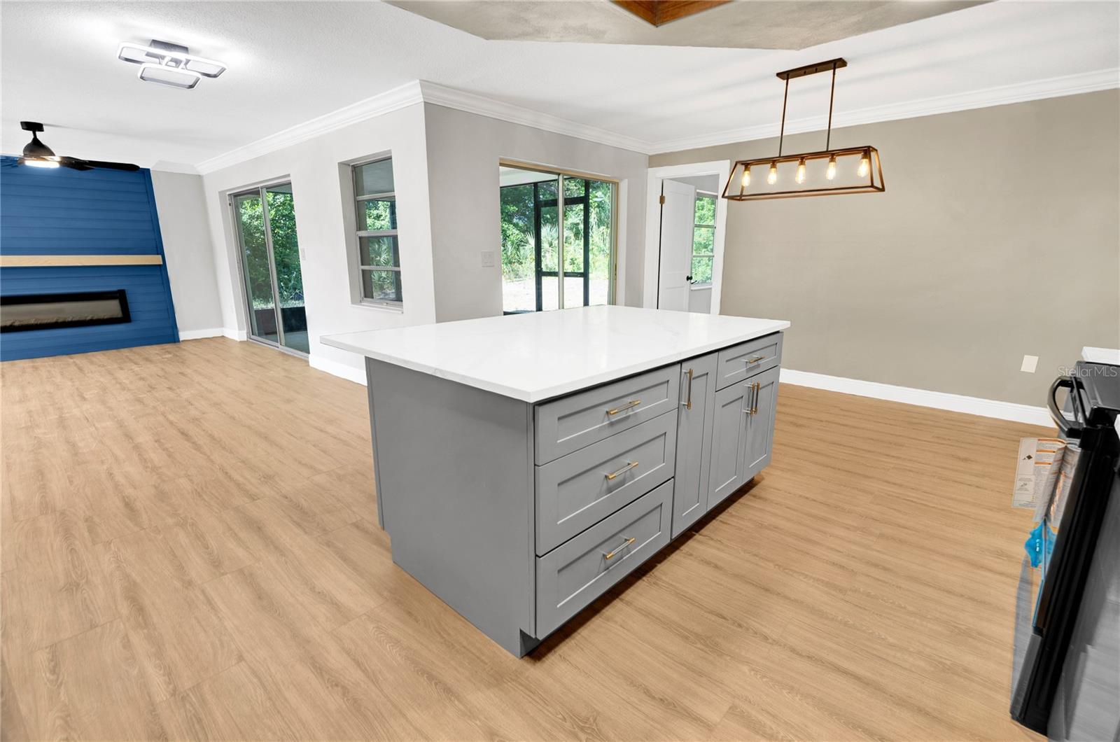 OAKLEAF VILLAGE - Residential
