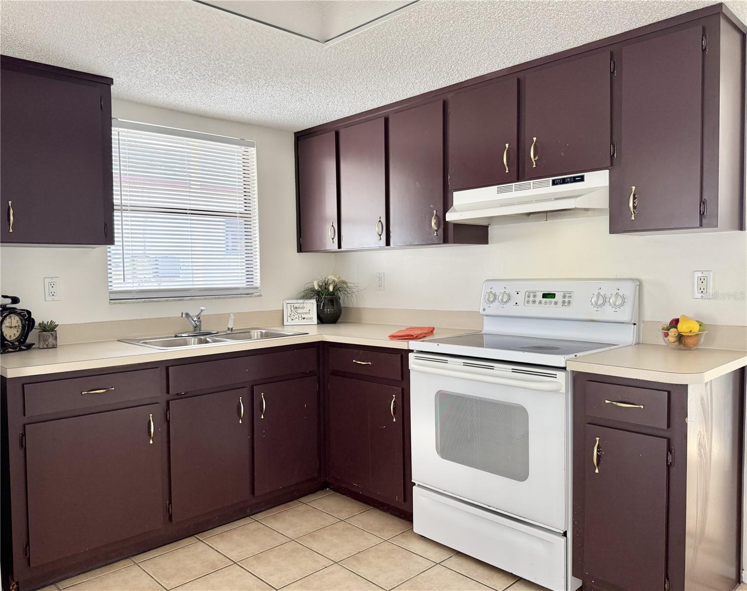 SHADOW RIDGE - Residential