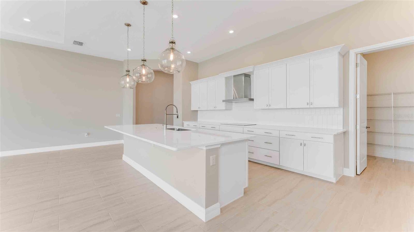 RESERVE AT VICTORIA - Residential