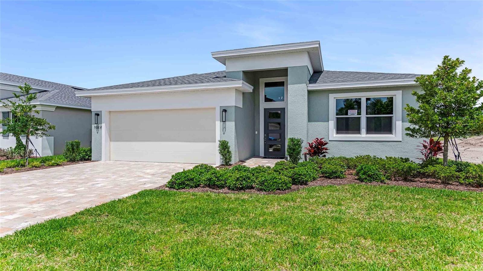 1017 LILIANA DRIVE