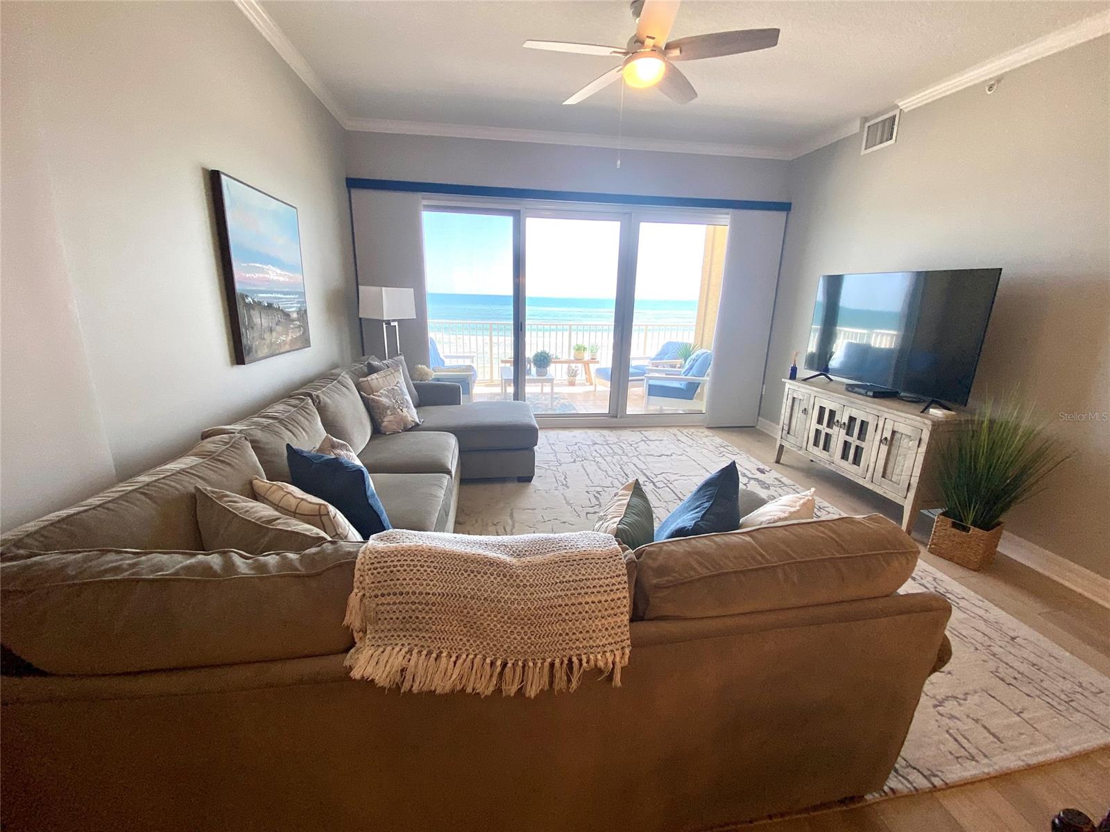 Malibu Condo Per Or - Residential