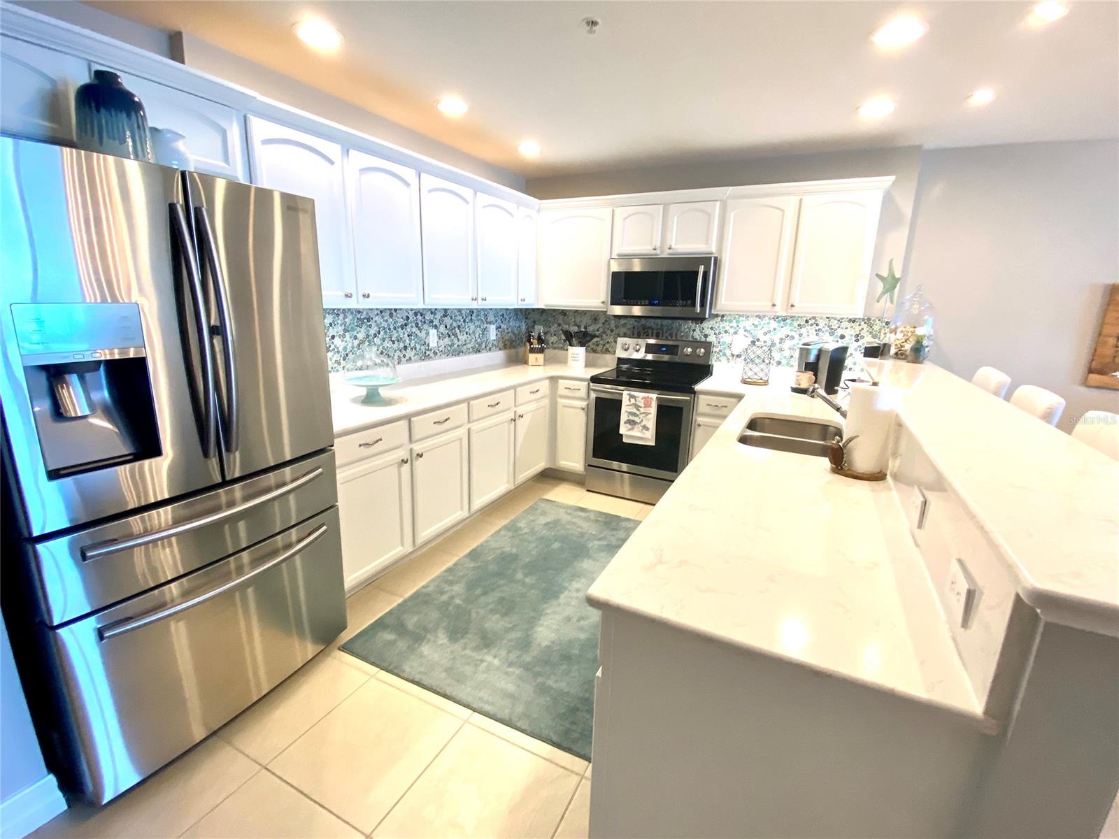 Malibu Condo Per Or - Residential