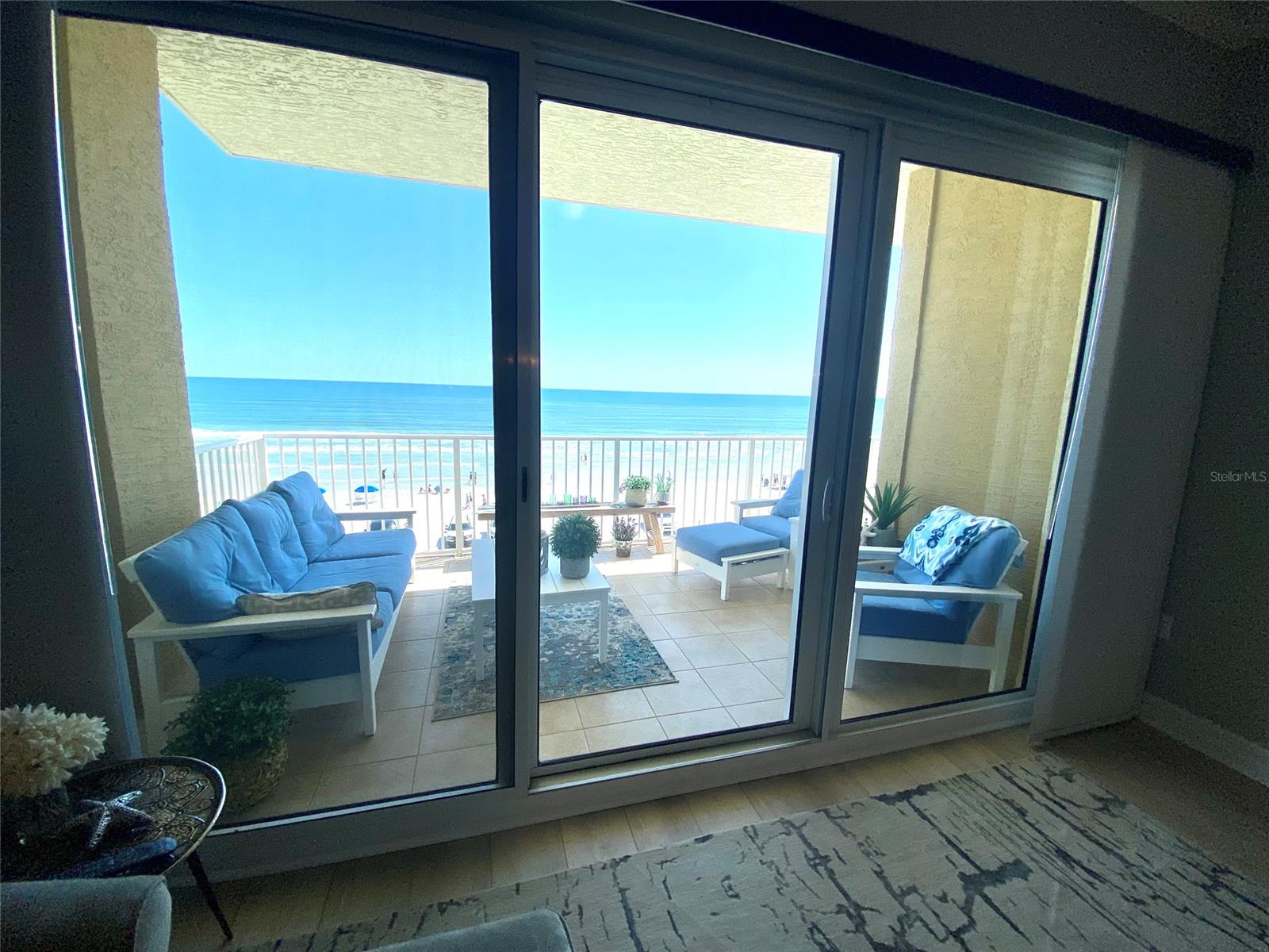 Malibu Condo Per Or - Residential