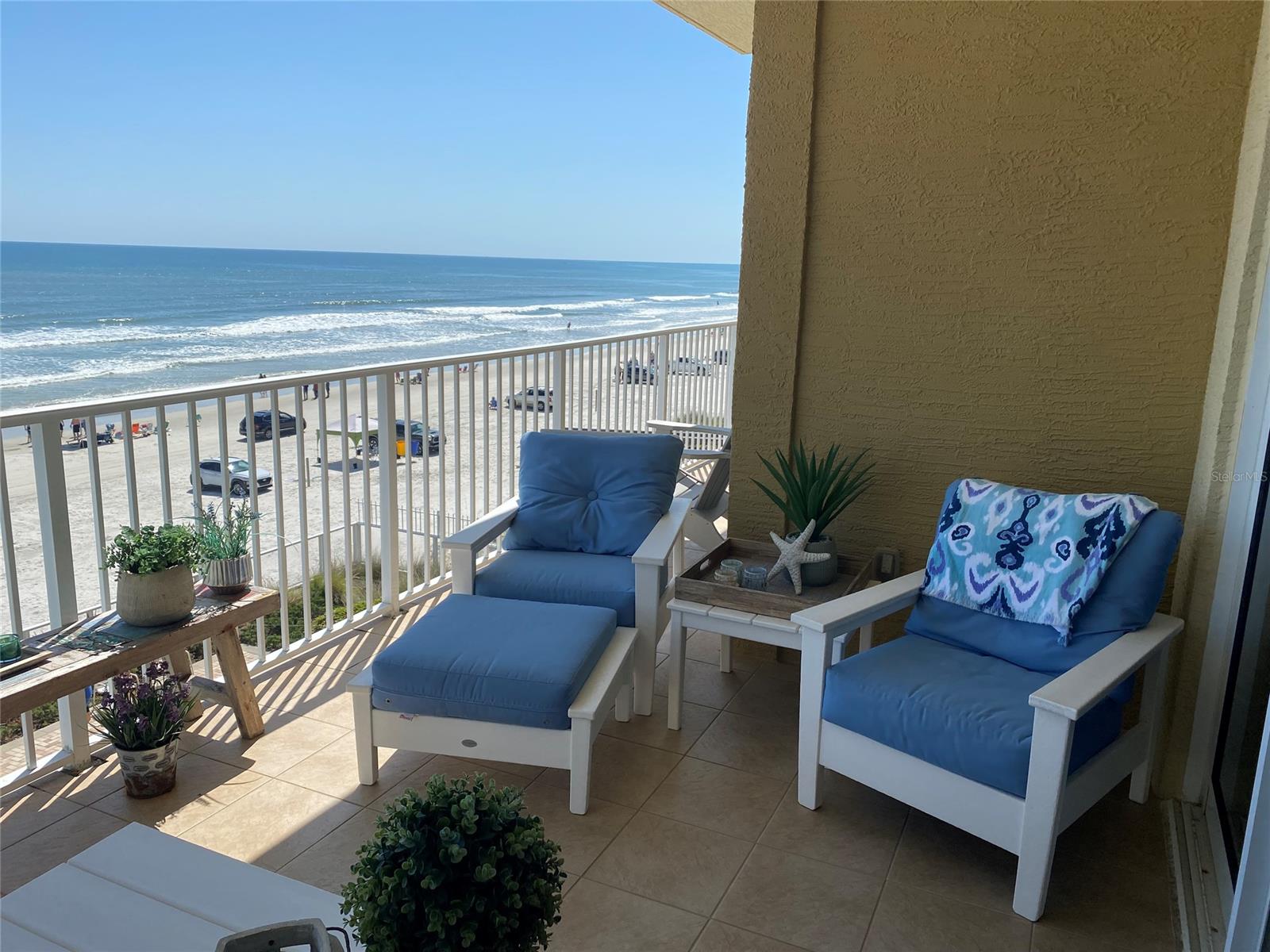 Malibu Condo Per Or - Residential