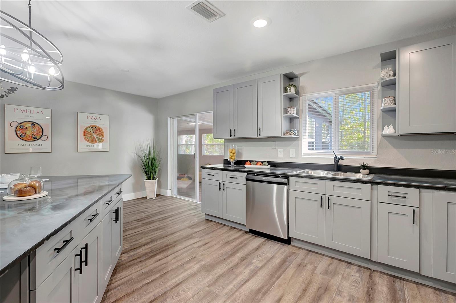 NORTH LAKES SEC C UNIT 1 - Residential