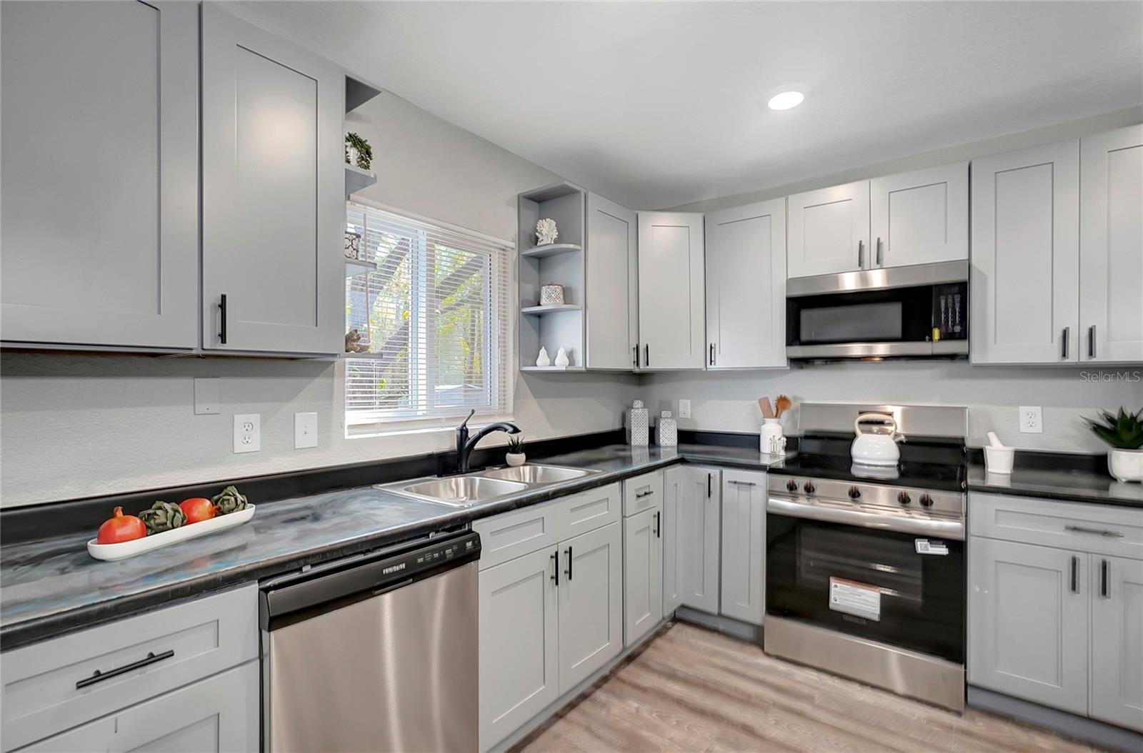 NORTH LAKES SEC C UNIT 1 - Residential