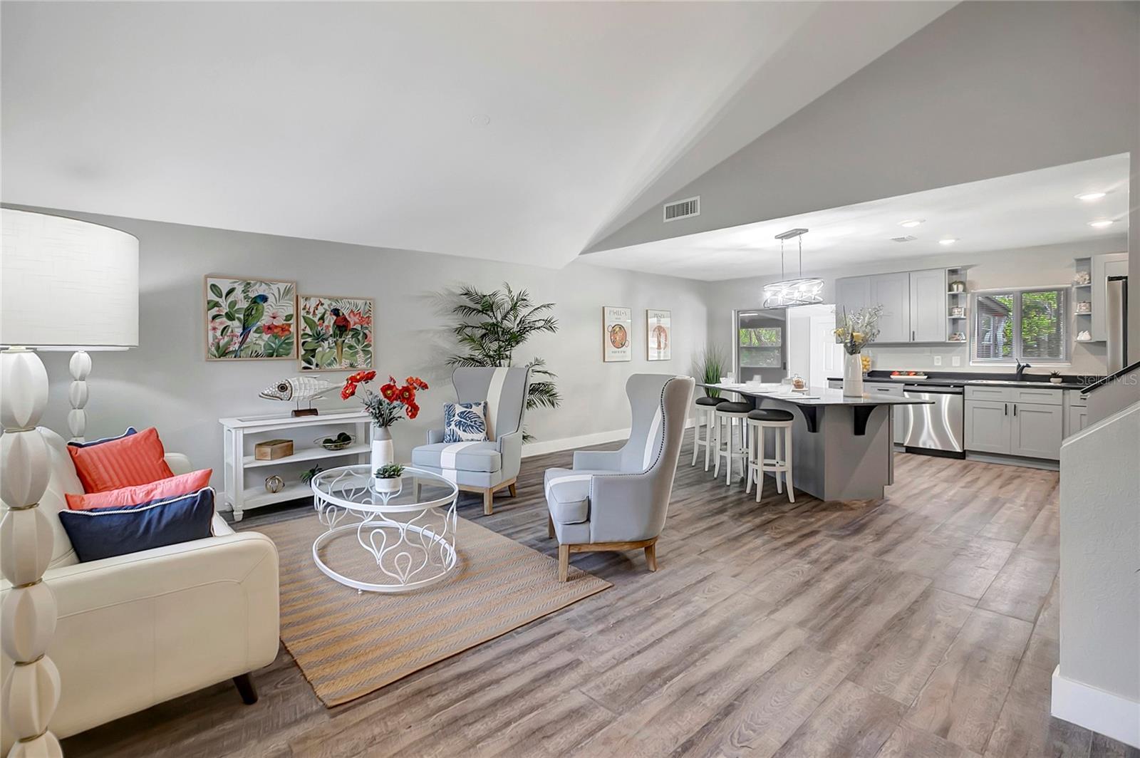 NORTH LAKES SEC C UNIT 1 - Residential