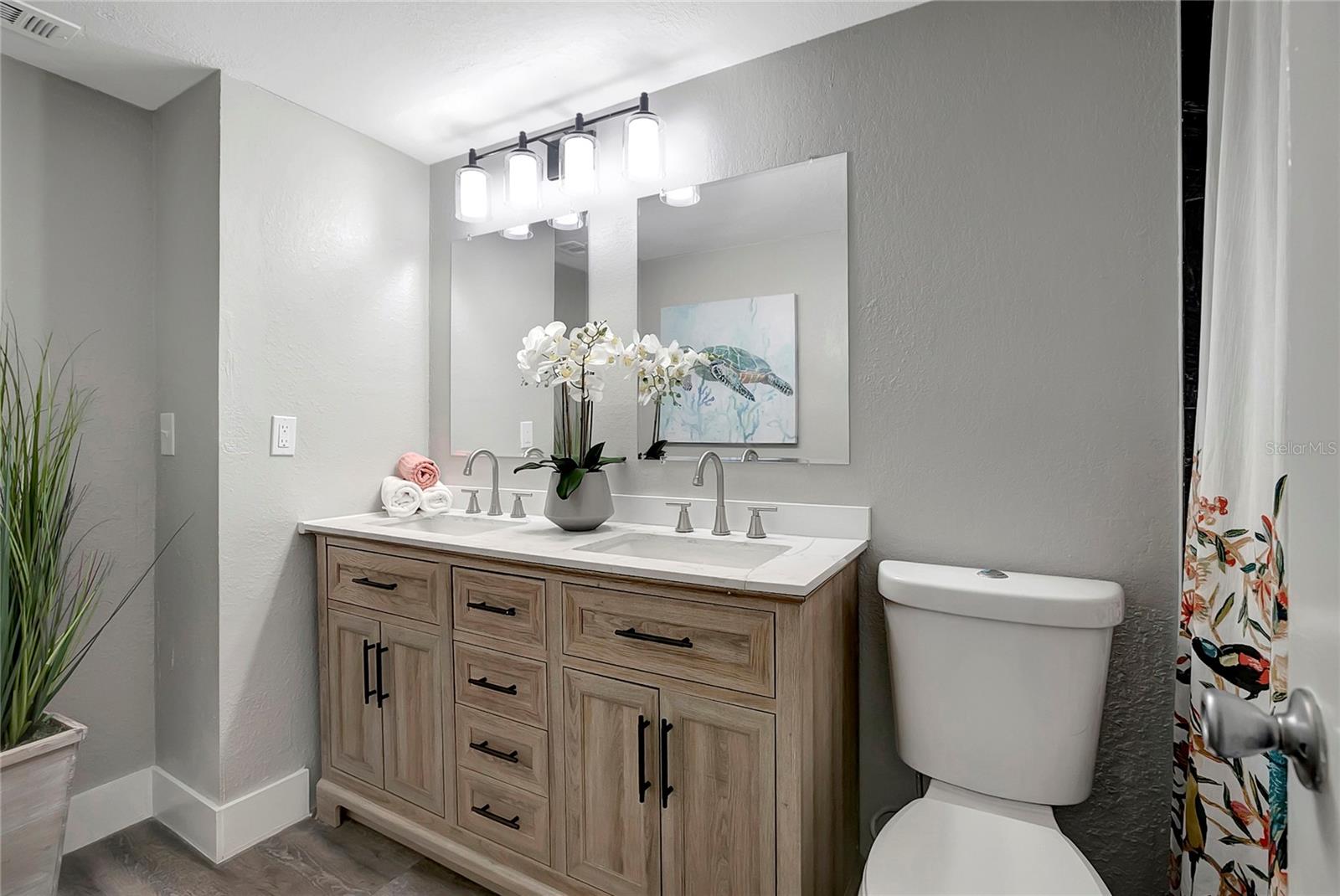 NORTH LAKES SEC C UNIT 1 - Residential