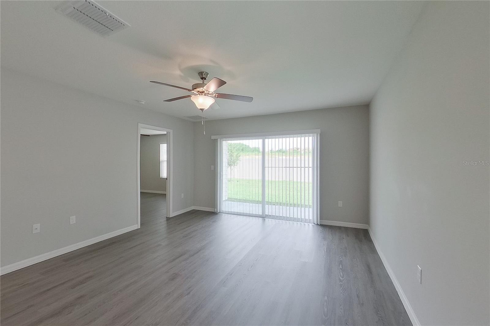 OCALA CROSSINGS - Residential Lease