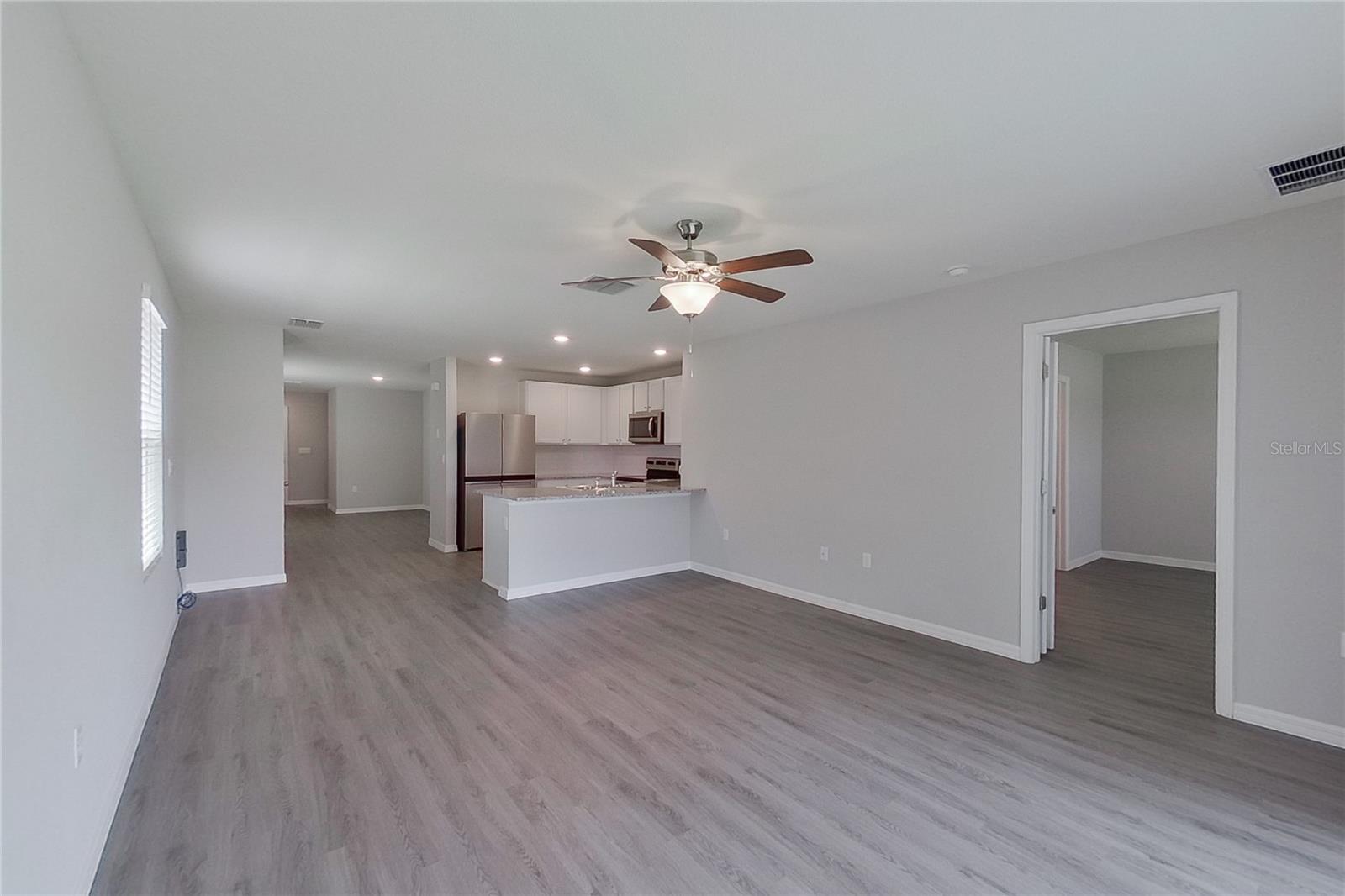 OCALA CROSSINGS - Residential Lease