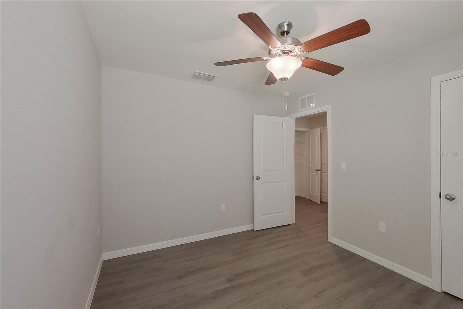 OCALA CROSSINGS - Residential Lease