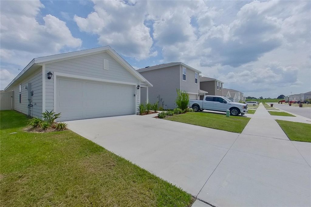 Photo of 8633 SW 43rd Terrace, Ocala, FL 34476 (MLS # O6367449)