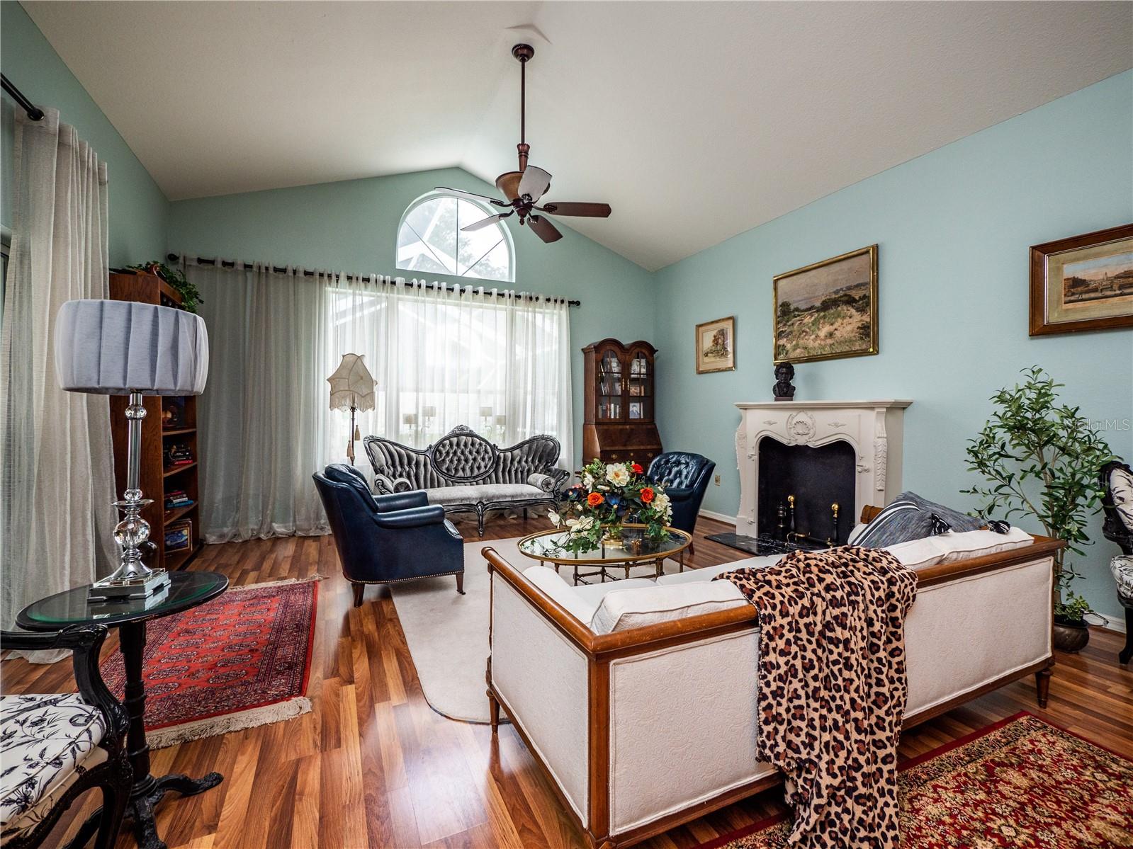 FOUNTAINS/OAK RUN PH I - Residential