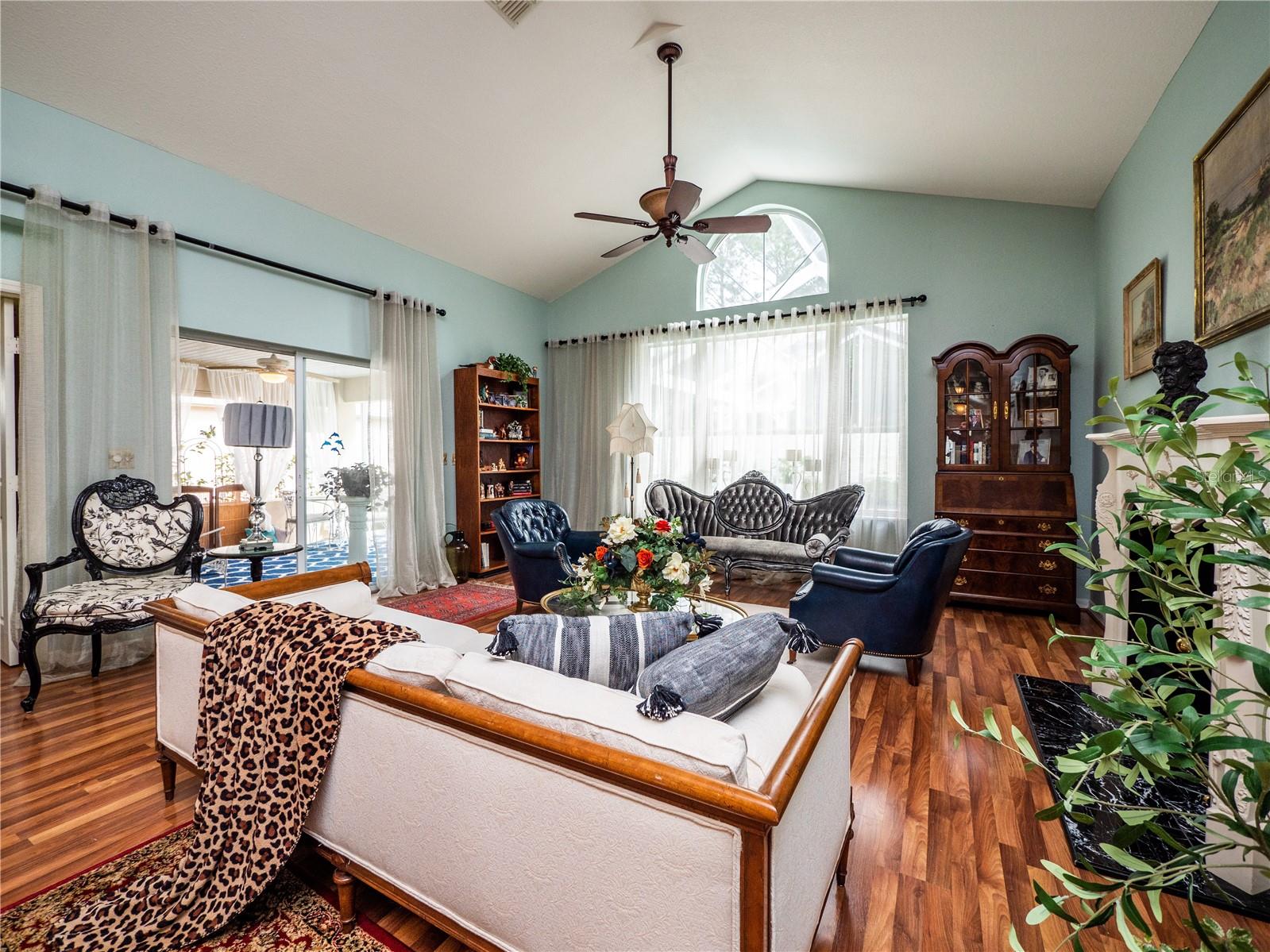 FOUNTAINS/OAK RUN PH I - Residential