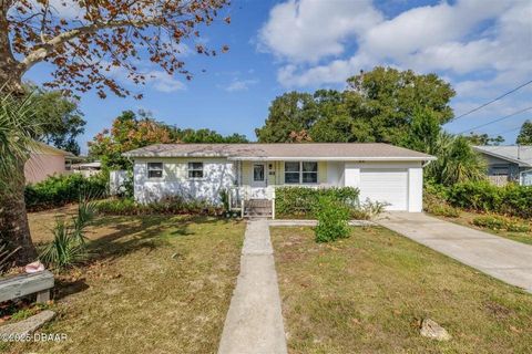 Photo of 93 Rosewood Avenue, Ormond Beach, FL 32174 (MLS # V4946278)