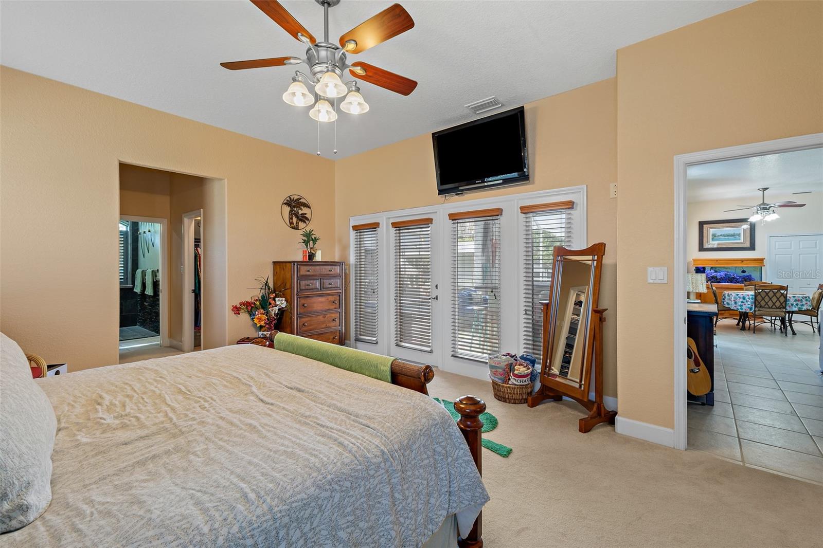 2970 N TROPICAL TRAIL