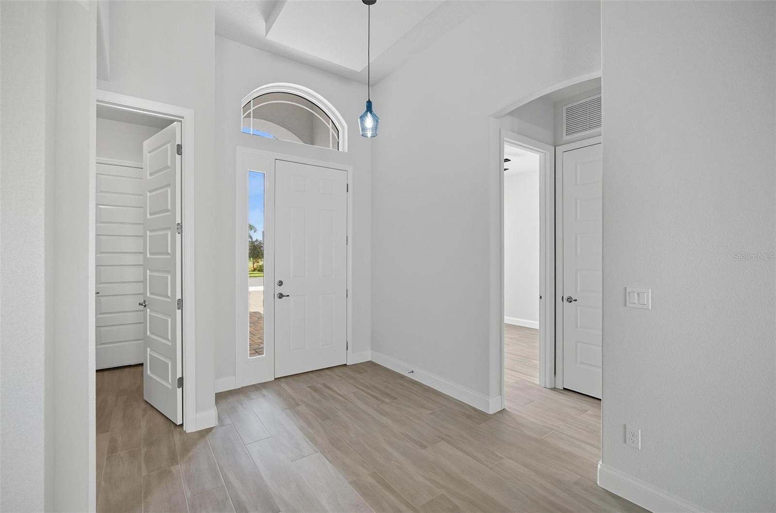 MARINA DEL PALMA - Residential