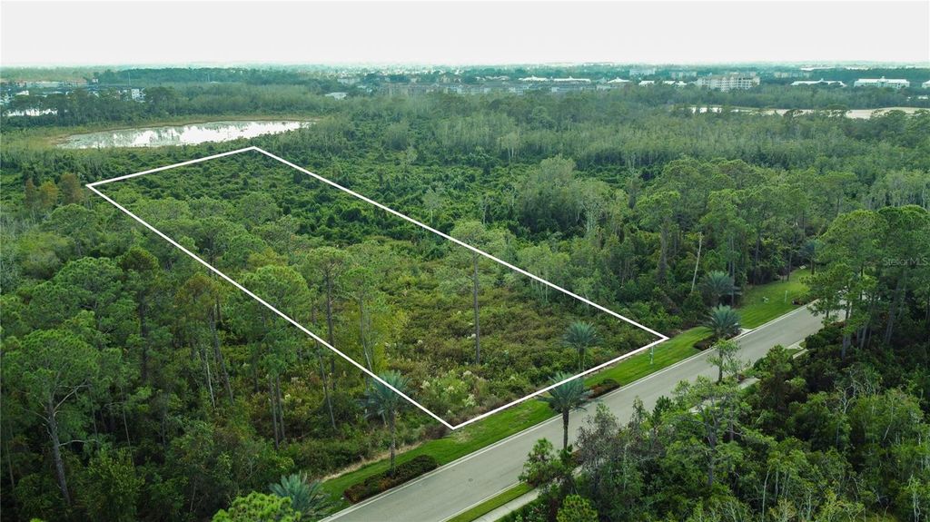 Photo of 17500 Grove Blossom Way, Winter Garden, FL 34787 (MLS # O6365970)