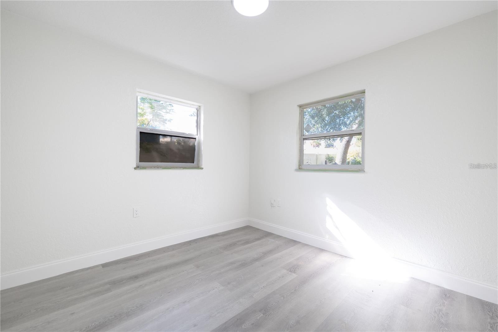 MALIBU GROVES FIRST ADD - Residential