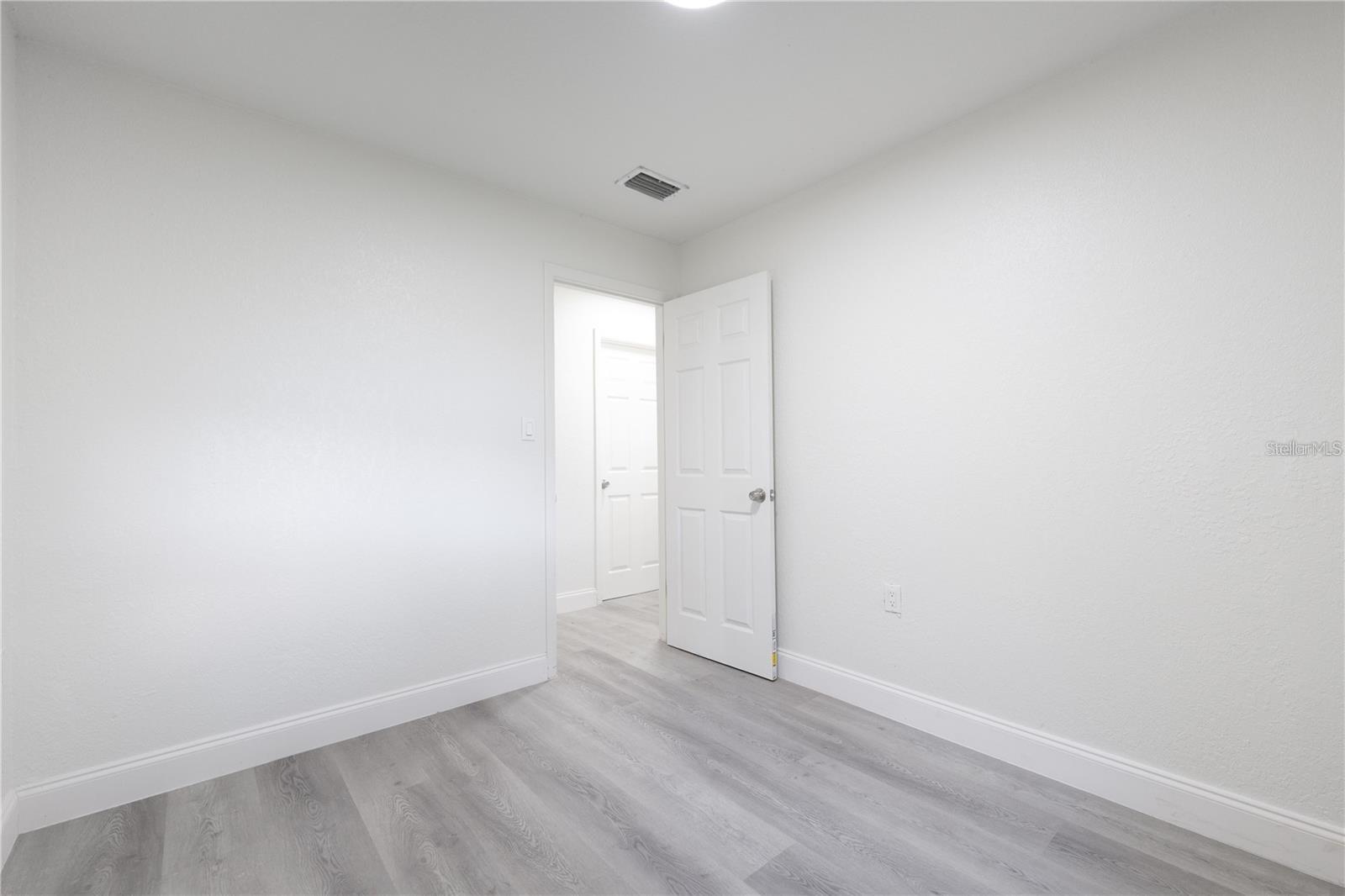 MALIBU GROVES FIRST ADD - Residential