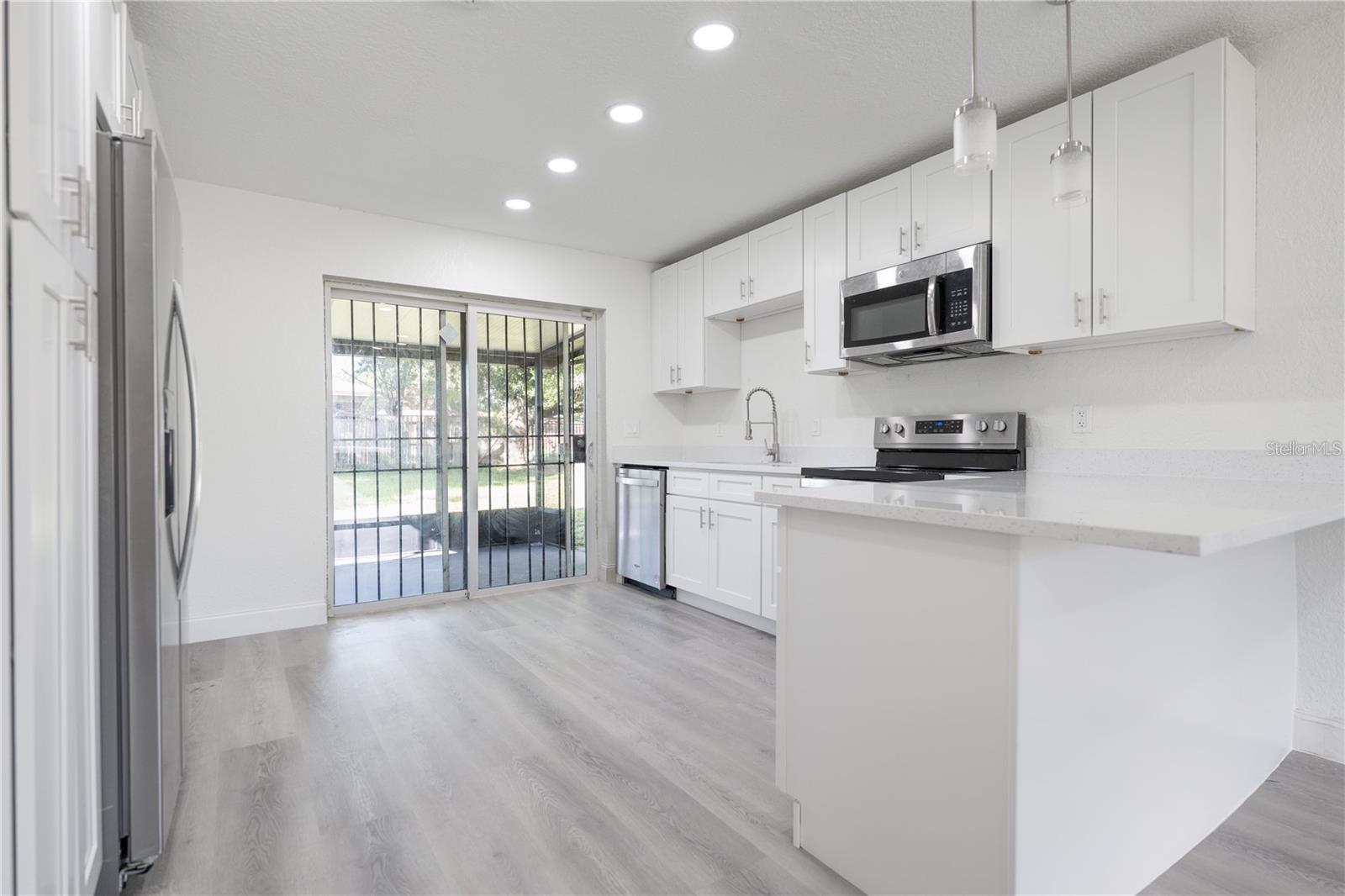 MALIBU GROVES FIRST ADD - Residential