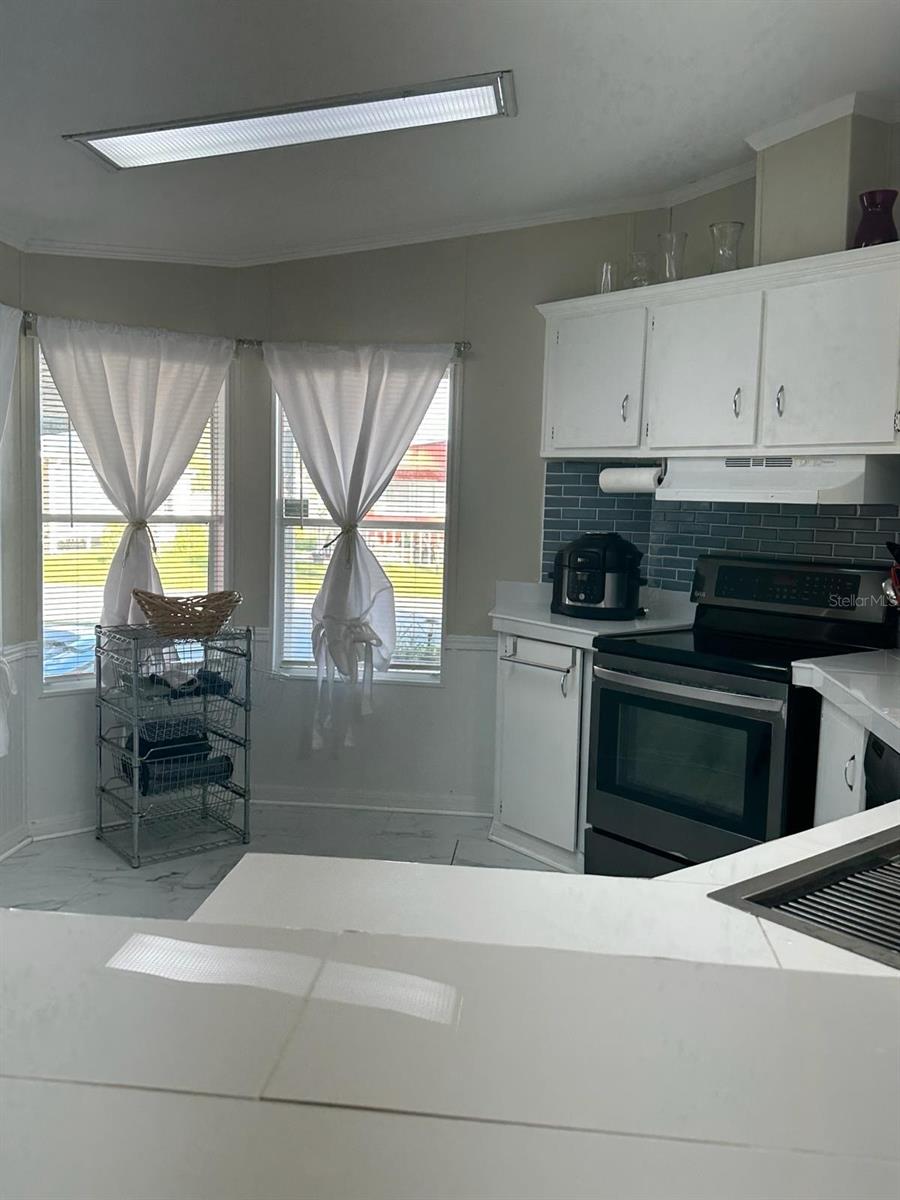 VILLAGE UNIT 03 LAKELAND - Residential Lease