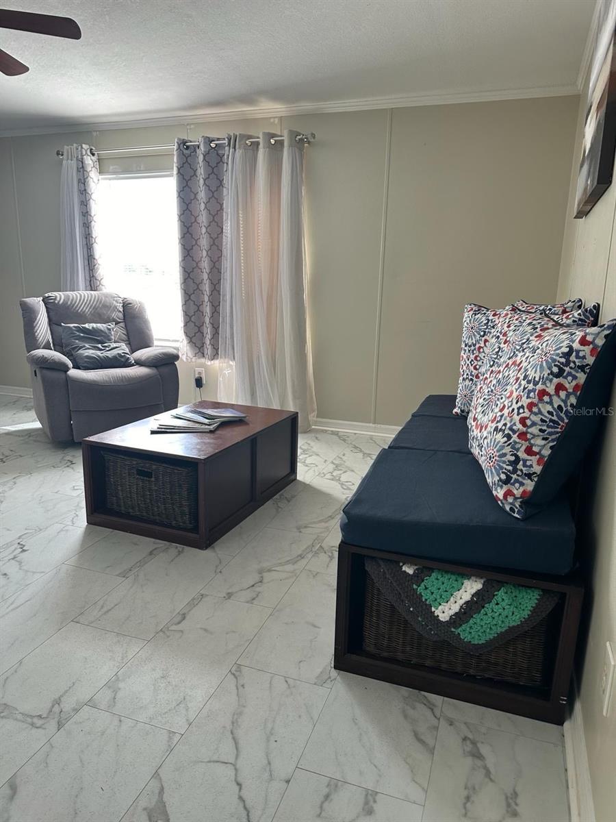 VILLAGE UNIT 03 LAKELAND - Residential Lease