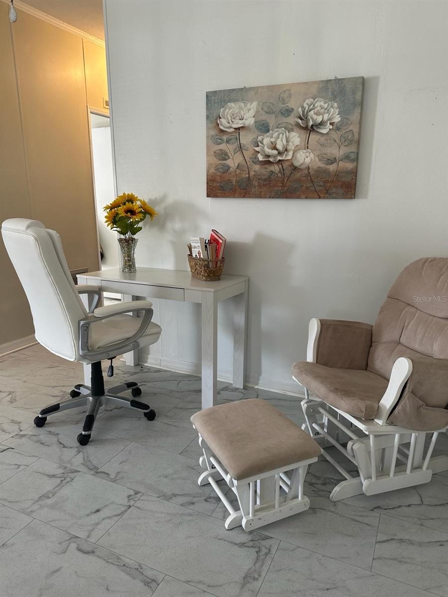 VILLAGE UNIT 03 LAKELAND - Residential Lease