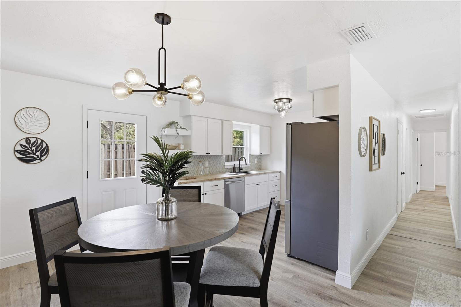 NEWBERRY, WALTONS ADDITION - Residential