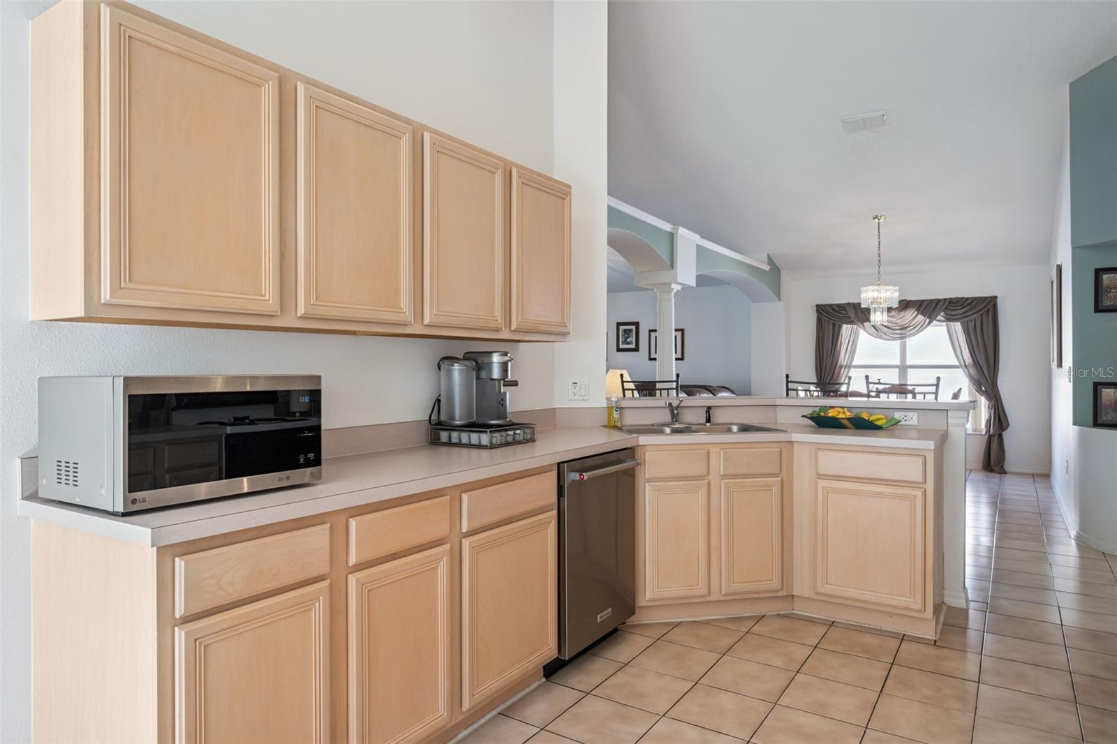 EAGLE POINTE - Residential