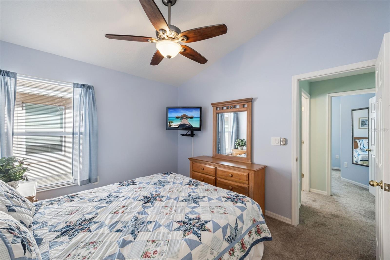 EAGLE POINTE - Residential