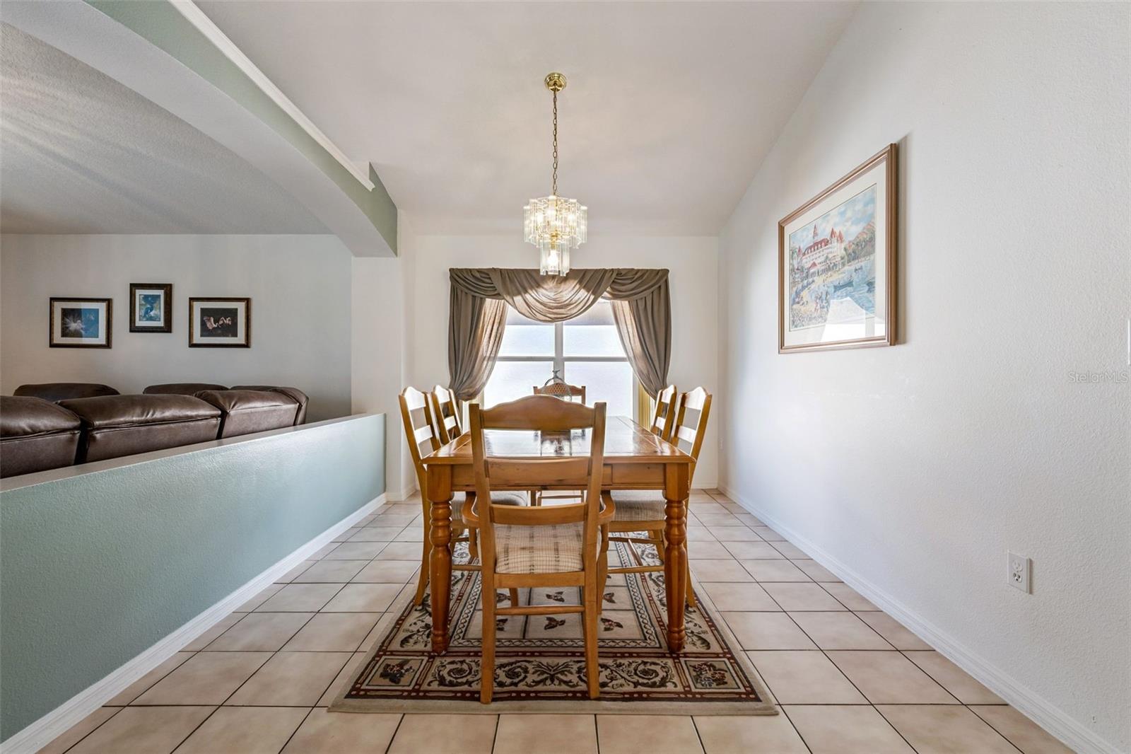 EAGLE POINTE - Residential