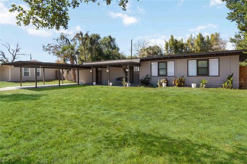 Photo of 5616 Clearview Drive, Orlando, FL 32819 (MLS # O6380739)