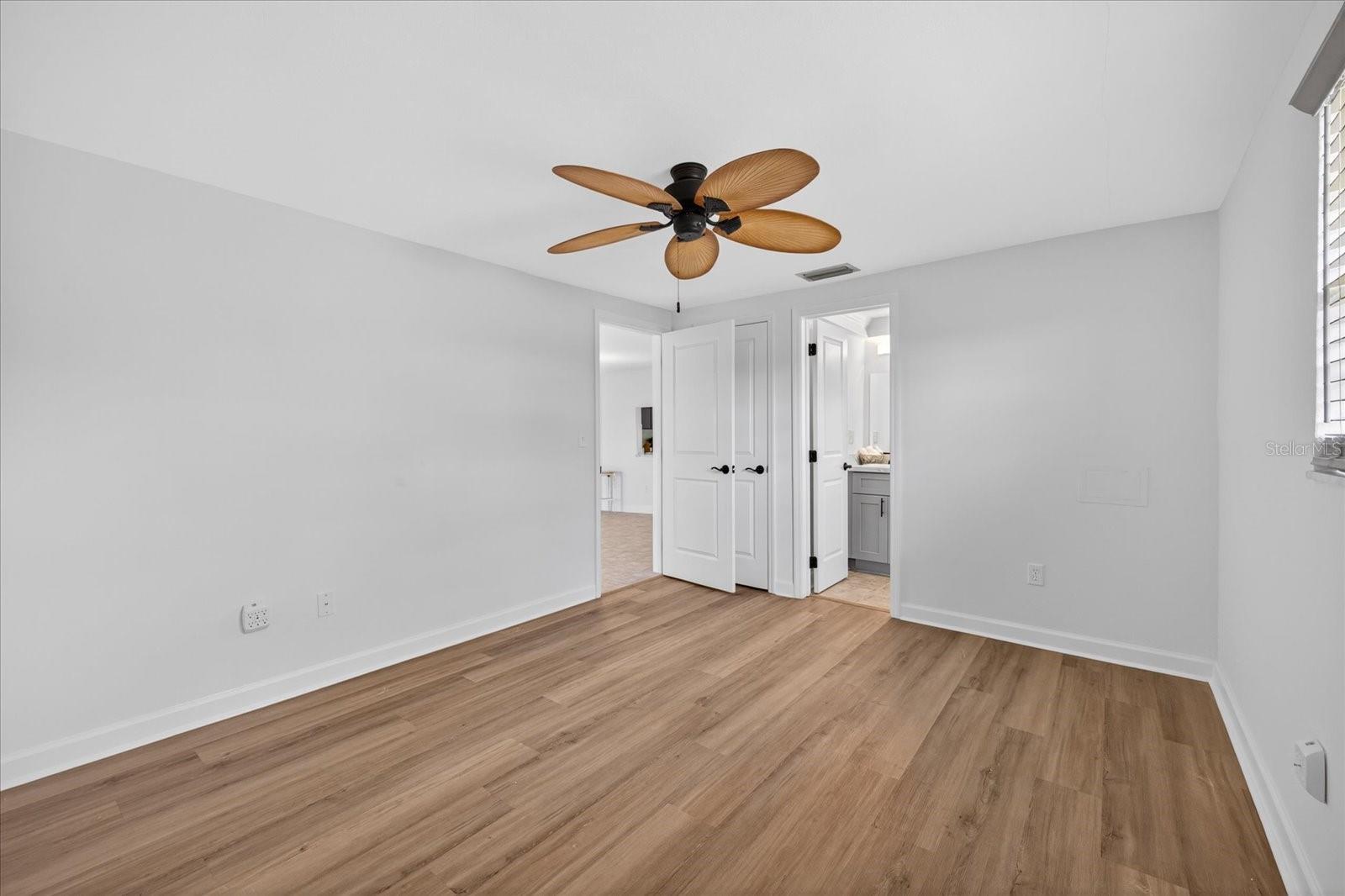 GARDENS BEACON SQUARE CONDO 4A - Residential