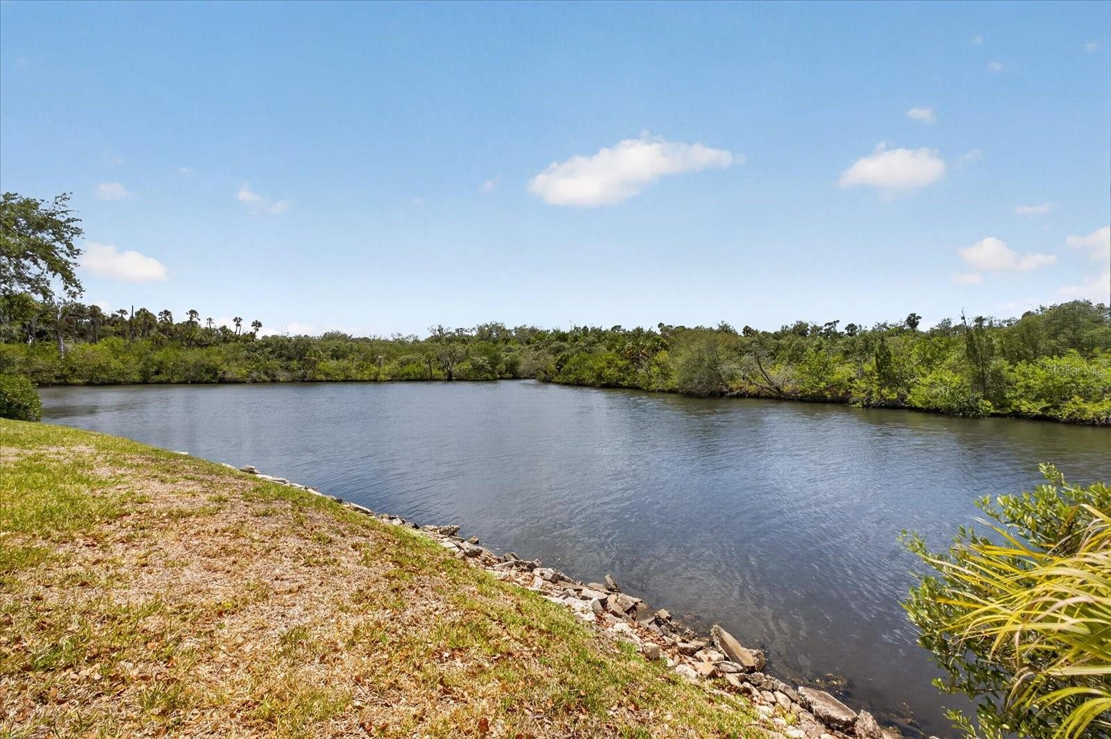 GARDENS BEACON SQUARE CONDO 4A - Residential