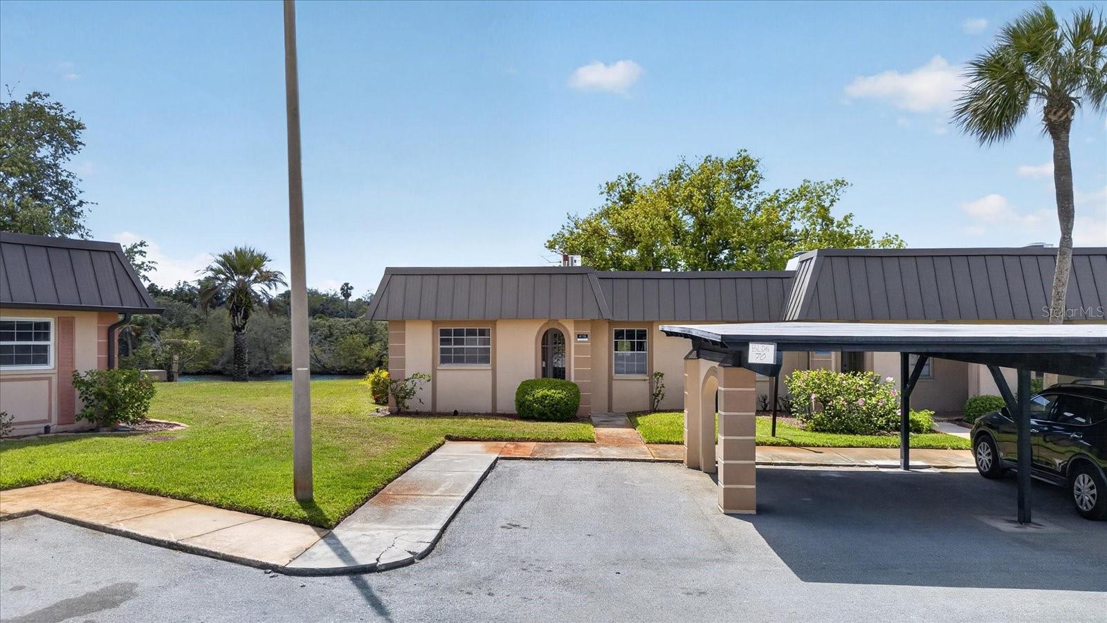 GARDENS BEACON SQUARE CONDO 4A - Residential