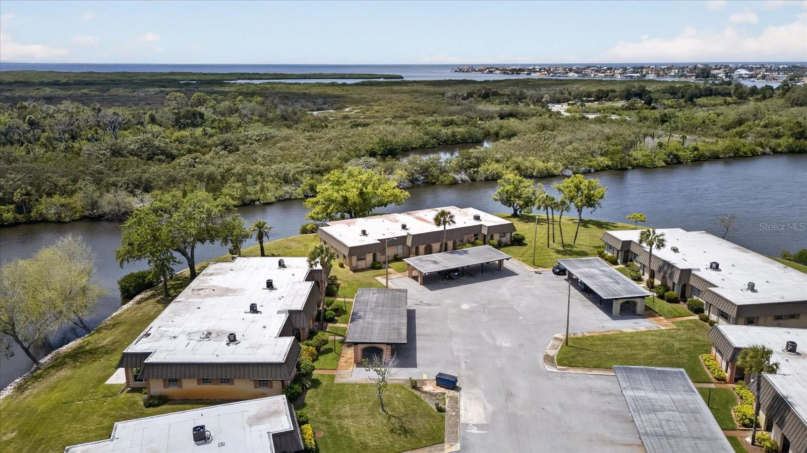 GARDENS BEACON SQUARE CONDO 4A - Residential