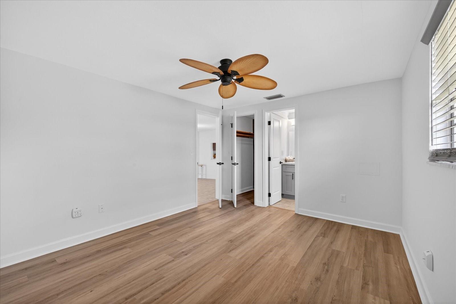 GARDENS BEACON SQUARE CONDO 4A - Residential