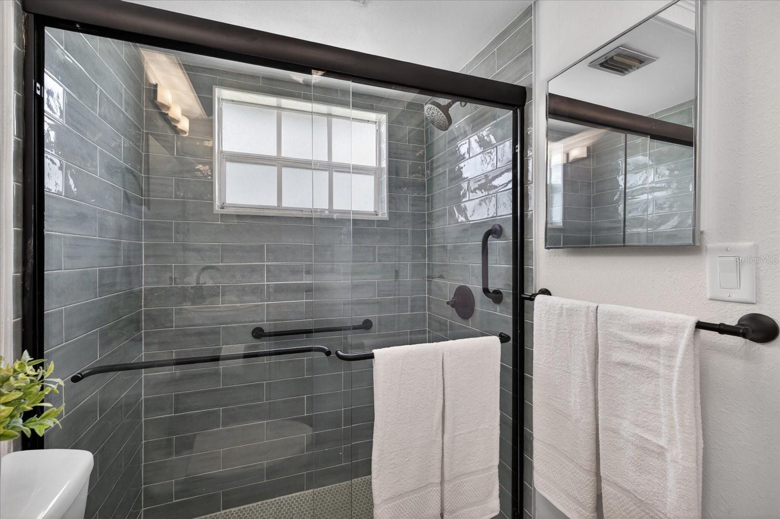 GARDENS BEACON SQUARE CONDO 4A - Residential