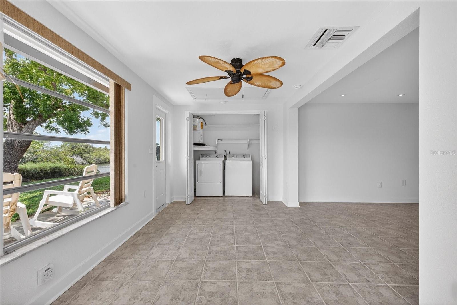 GARDENS BEACON SQUARE CONDO 4A - Residential