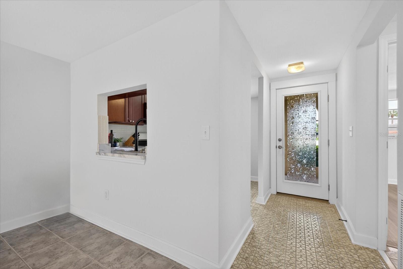 GARDENS BEACON SQUARE CONDO 4A - Residential