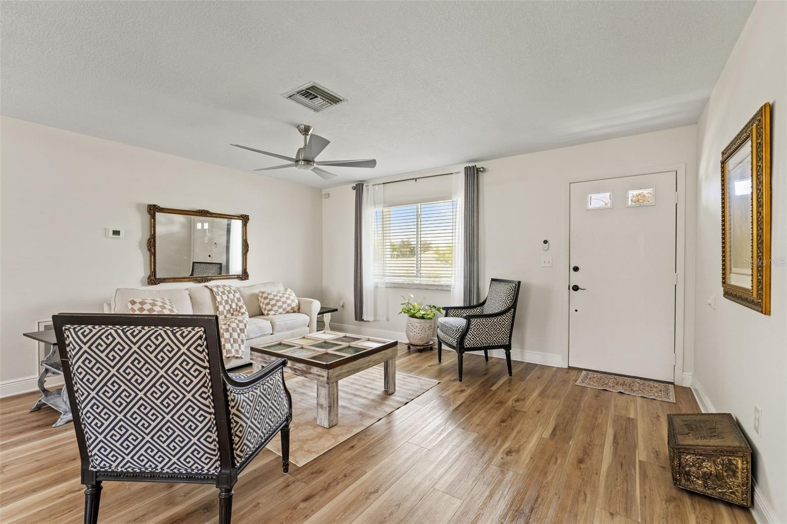 SPRING HILL UNIT 8 - Residential