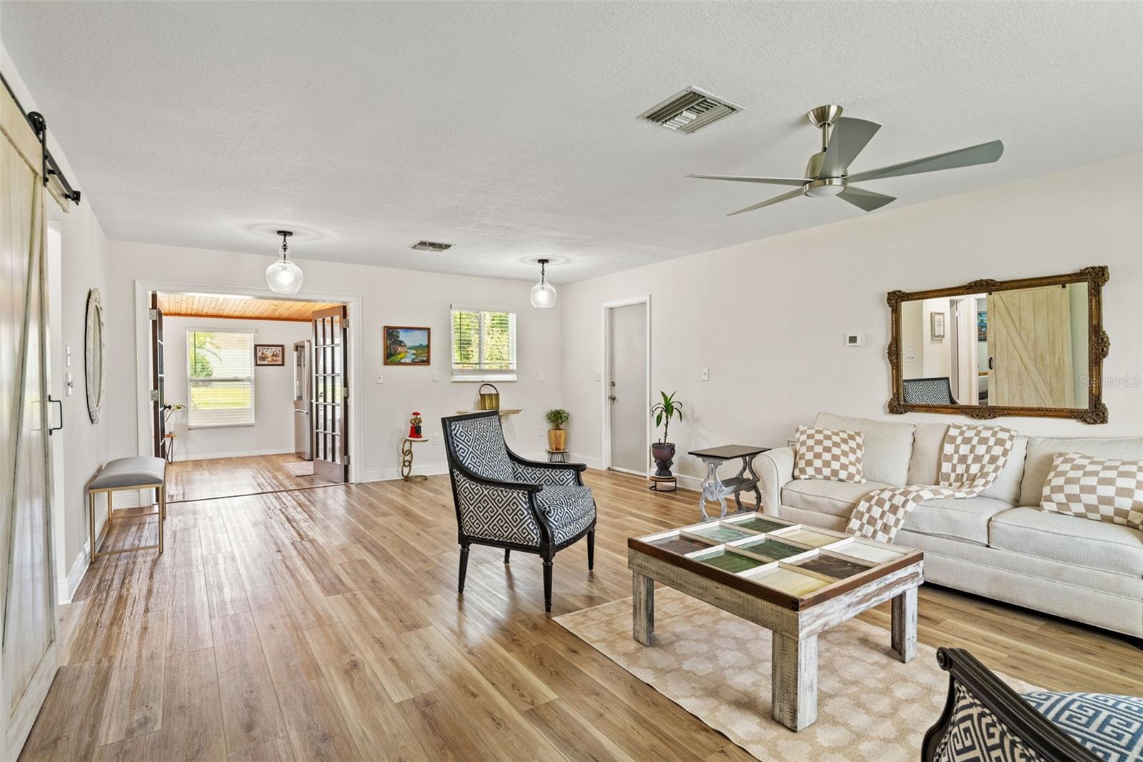 SPRING HILL UNIT 8 - Residential