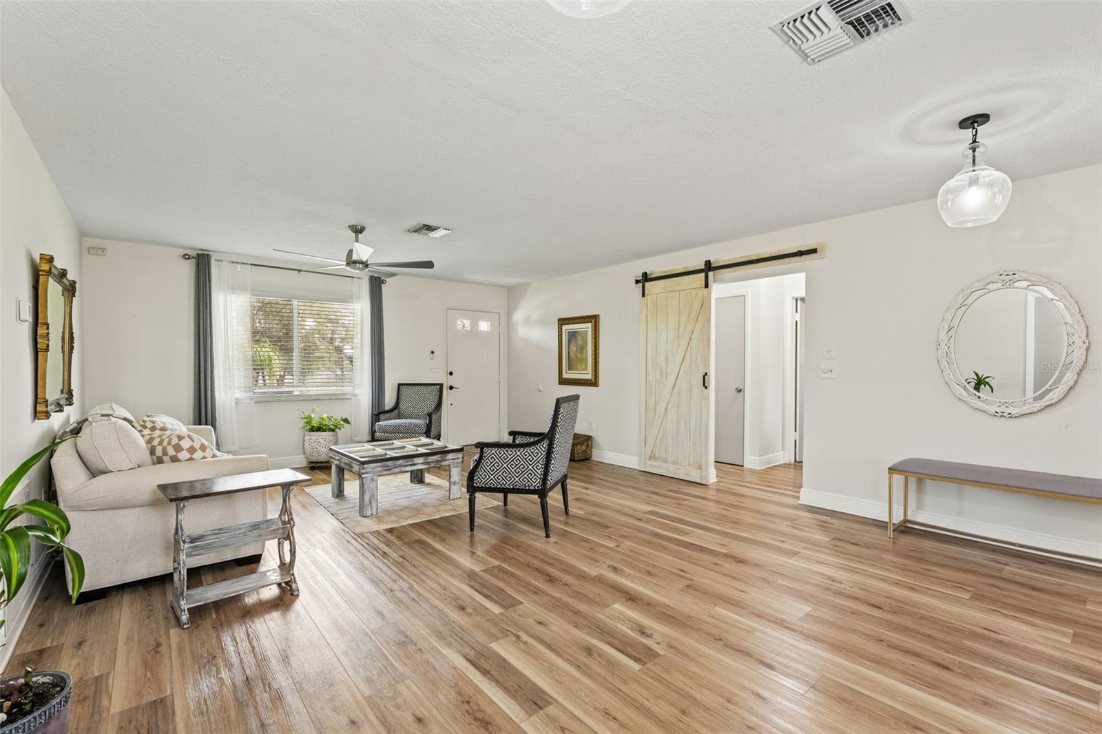 SPRING HILL UNIT 8 - Residential