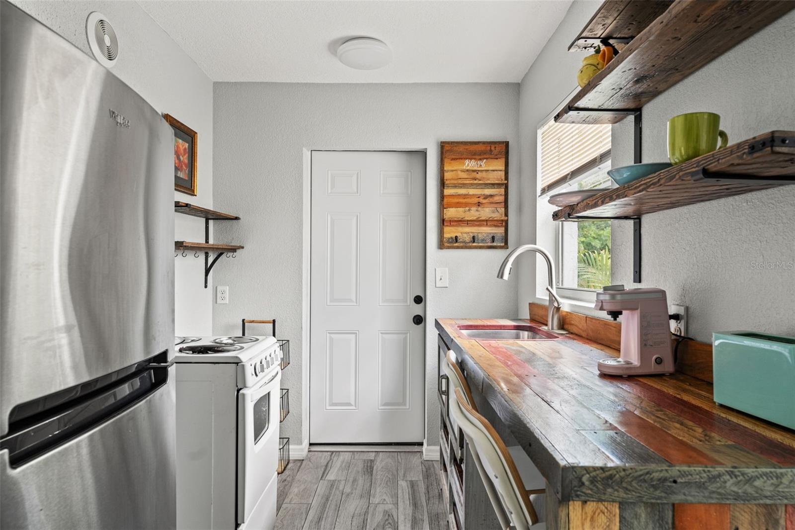 SPRING HILL UNIT 8 - Residential